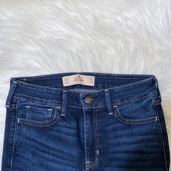 Holister Jeans - Picture 2 of 6